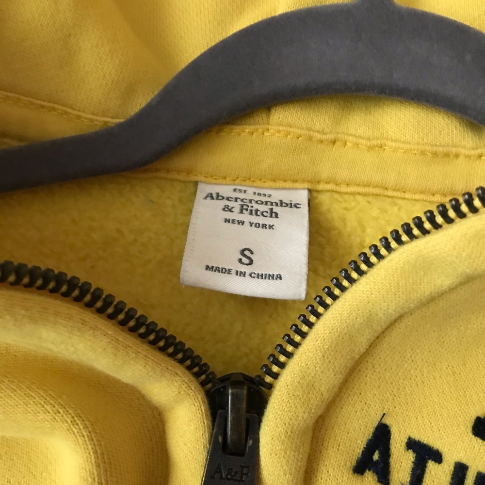 A&F Yellow Jacket - Picture 4 of 9